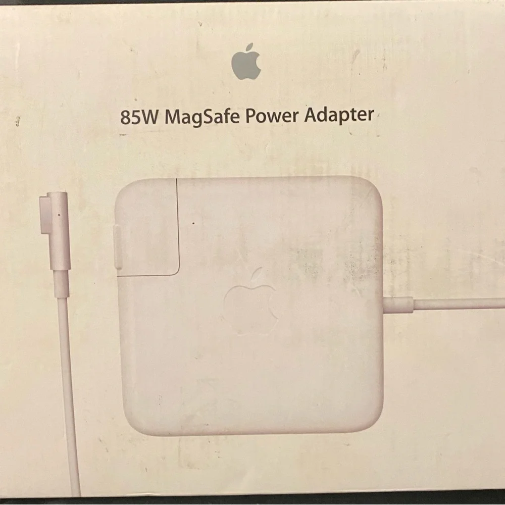 Apple 85W MagSafe Power Adapter New in Box
